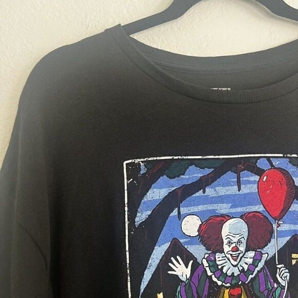 IT Pennywise Mens Short Sleeve Black Crewneck T-Shirt Clown Halloween Horror XL - Picture 7 of 8